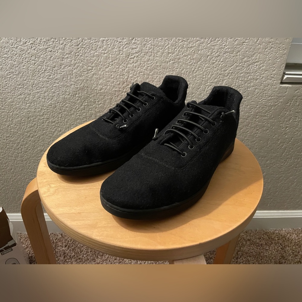 Baabuk Urban Wooler Wool Sneakers in Black - Women’s Size US 6.5/EU 37